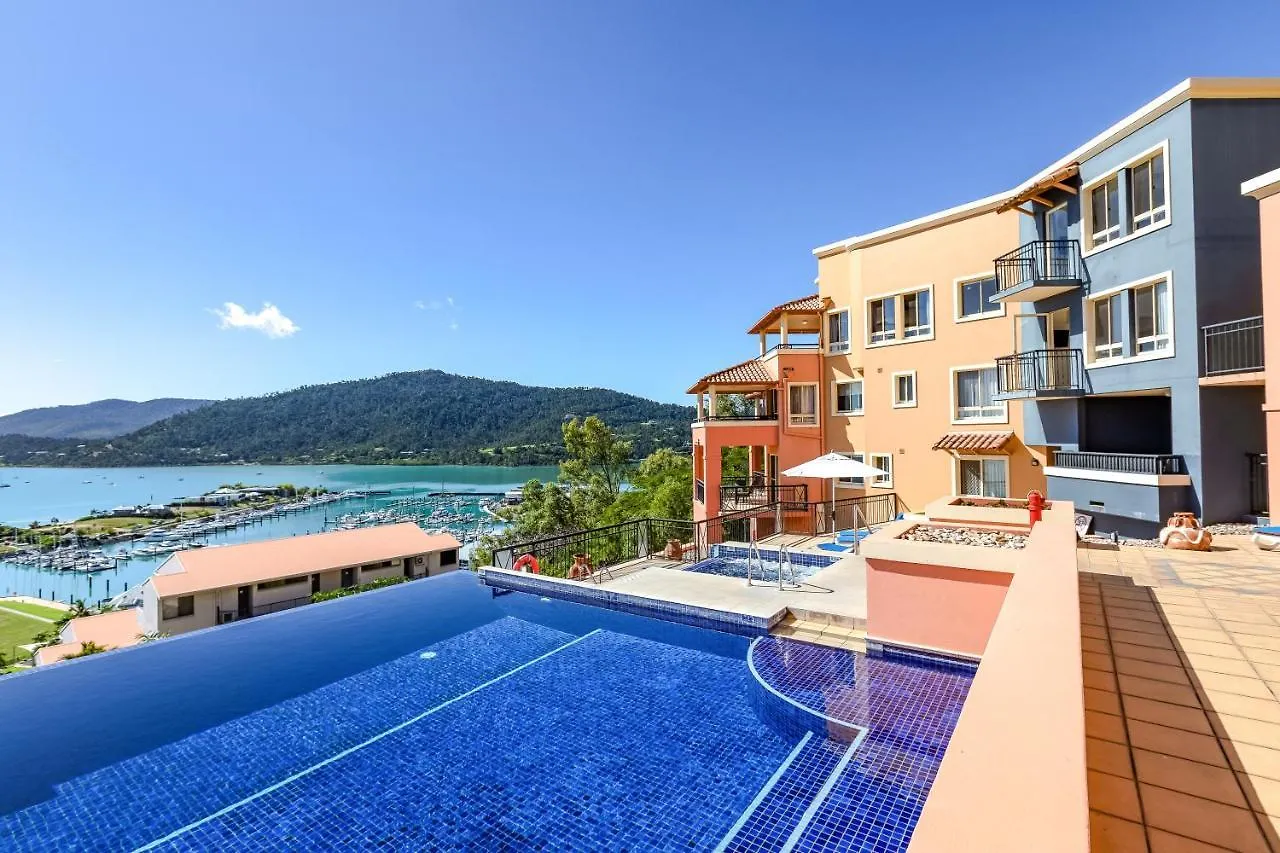 ****  Martinique Whitsunday Resort Airlie Beach Australia